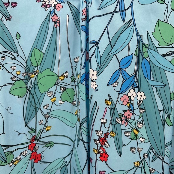 Nanette Nanette Lepore size small blouse pullover light blue floral - Picture 6 of 7